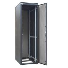 42U - 1970x660x1000 free-standing Networking Cabinet - 2 fans